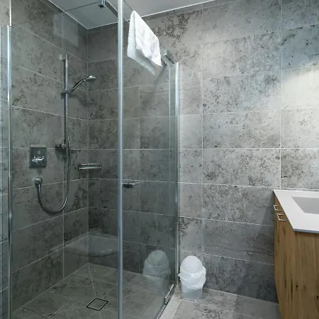 In Hollersbach With Sauna Near Ski Area